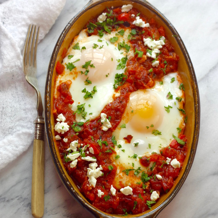 Easy Baked Eggs in a Savory Tomato Sauce | MarilenasKitchen